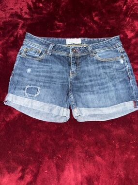 AEROPOSTALE SHORT 5/6 from 2010